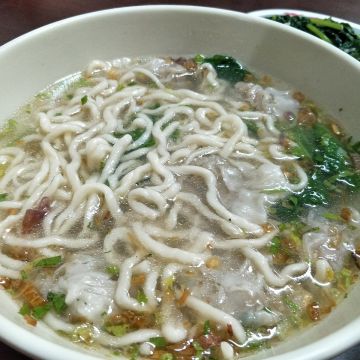 小霖排骨酥拉麵館