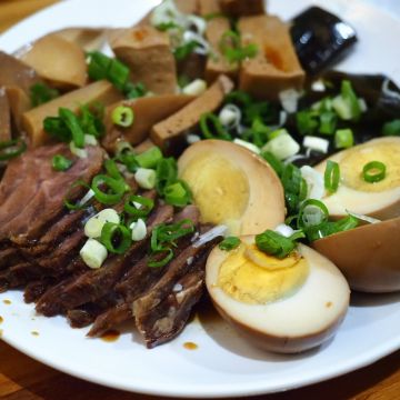 You & Me 牛肉麵Bar