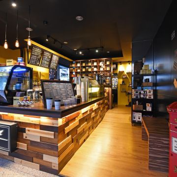 霍克伯爵 EARL HAWK