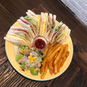 歐浮找餐 Oops Foody