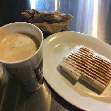 GEORGE HOUSE（中西店）