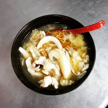 輝哥鱔魚花枝專賣店