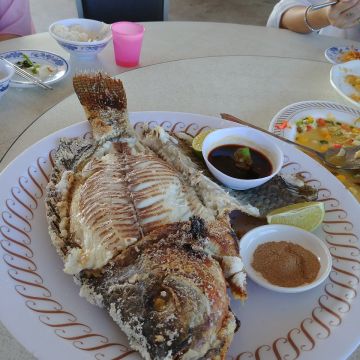 雷公埤冷泉炭烤