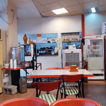 松鶴金榕樹牛肉麵