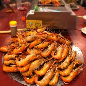 蝦霸王〈中清店〉泰國蝦 鮮蚵 海鮮燒烤 699吃到飽