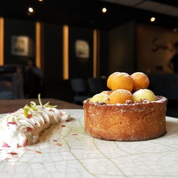 SoShow Bar & Restaurant