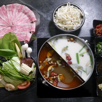 武鶴 和牛火鍋 板橋館前