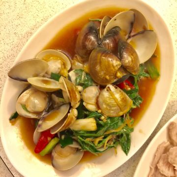 鴨霸王脆皮烤鴨