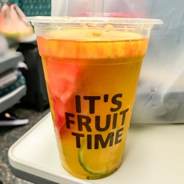 果子餅乾果汁專賣店