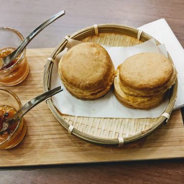 在欉紅本鋪 Red on Tree