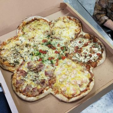 林太太手工石烤披薩 蘆洲店