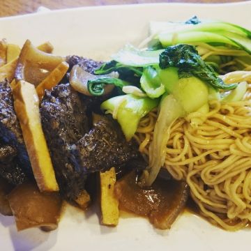 阿囉哈滷味（新興店）