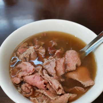 二牛牛肉湯