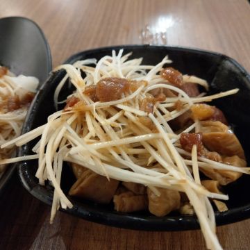 魯肉腳匠心蹄膀