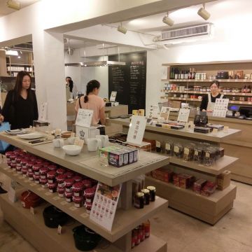 亞熱帶台灣雜貨店