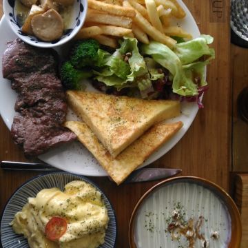 禾間糧倉 博館店 Middle Restro