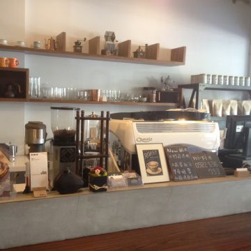 洛斯特咖啡 ROAST CAFÉ