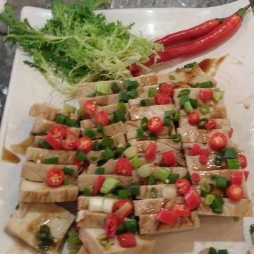 貴族世家 淡水淡金店