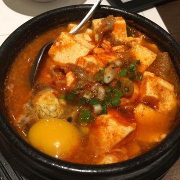 涓豆腐 新莊佳瑪店