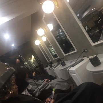 In% Hair Cafe 忠孝店