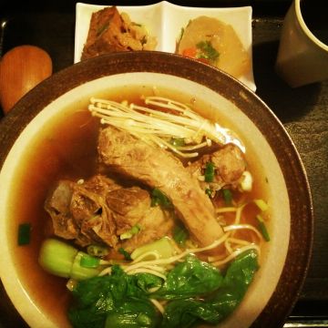 林家肉骨茶·海南雞飯