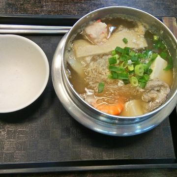 韓州豆腐鍋專賣店（台北中山店）