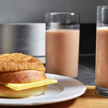 何太守港式菠蘿包專賣店