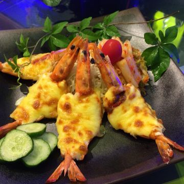 黑白創跨界時尚餐飲