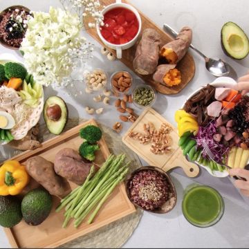 To Be Smoothie 高雄文山特區店【綠果昔、沙拉、輕食專賣店】