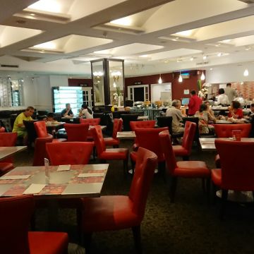 華王大飯店-波麗露西餐廳