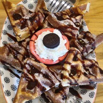 啄木鳥親子餐廳