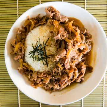 巧也飽．海苔飯捲