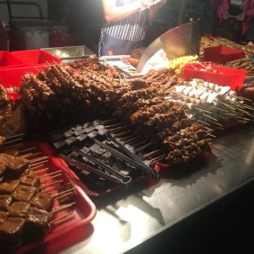 中和廟口烤肉攤