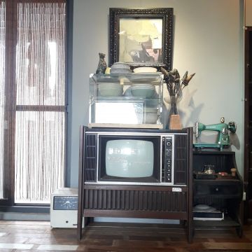 黑色公寓藝文咖啡