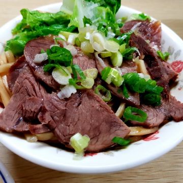 牛老二牛肉麵館
