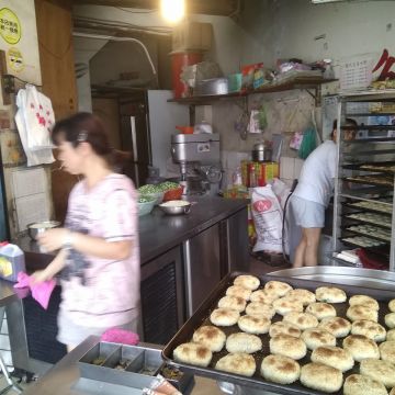 萬大碳烤燒餅店