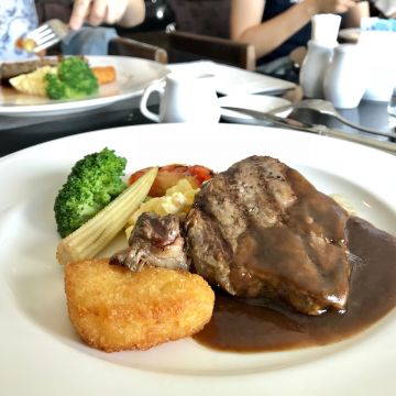 君鴻國際酒店-大廳酒吧 SKY LOUNGE