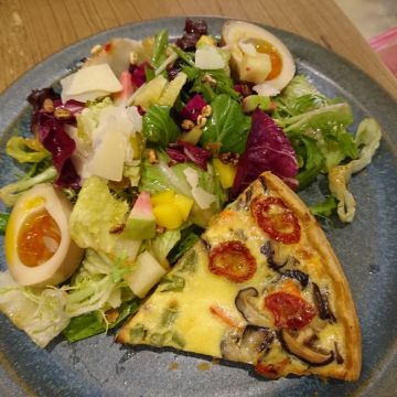 鹹花生咖啡館 Salt Peanut（大同店）