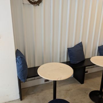 Vegg out！ 冷壓果汁. 果昔