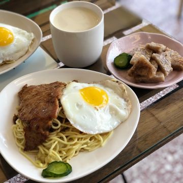 真心·豬排炒麵