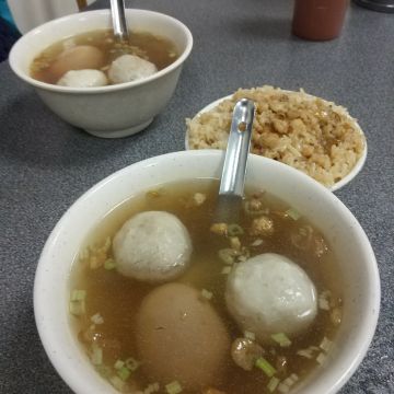 雙連何氏車庫油飯