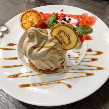 W. 瓦法奇朵- 台北車站店