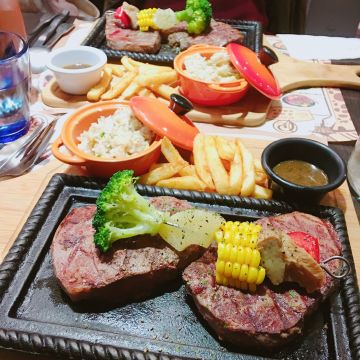 苾亞朵炙燒牛排