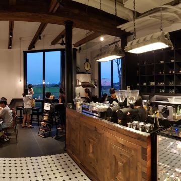 黑屋海景咖啡廳 Black house