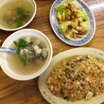 輝鴻蚵仔煎（鹿港店）