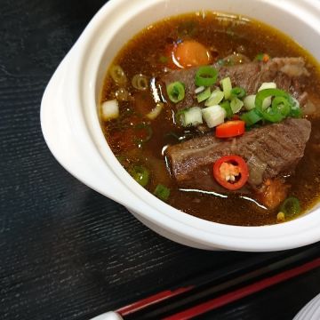 左鄰右舍中日式簡餐