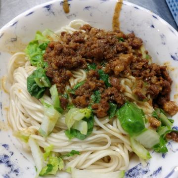 無名紅油抄手陽春麵