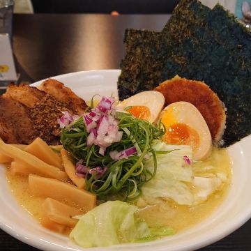 鏡花水月 RAMEN Restaurant BAR