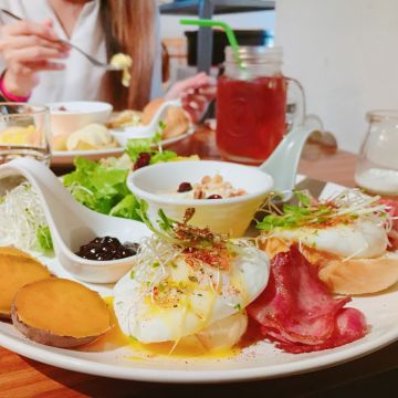 Guten Morgen Guten Morgen Brunch & Beer