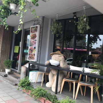 新越越南麵食館